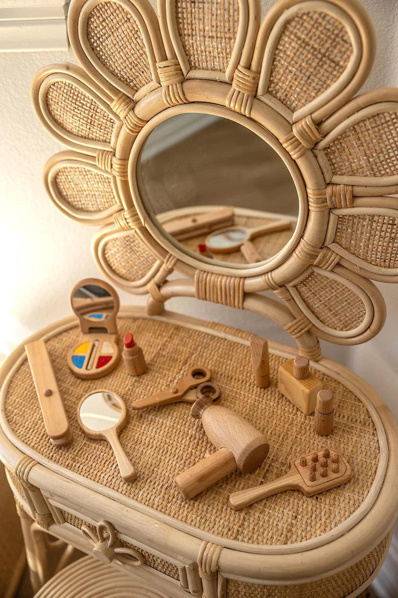 Wooden Salon Accessory Set - Children's Toys